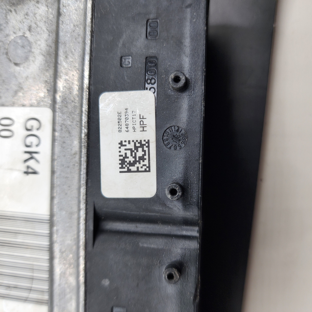 Hyundai Engine Control Module - Picture 4 of 6